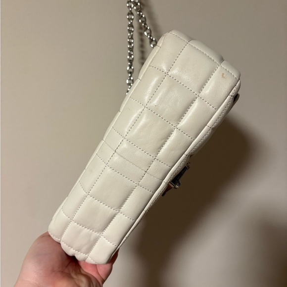 Michael Kors Large SoHo White Quilted Leather Crossbody Bag - Picture 11 of 16